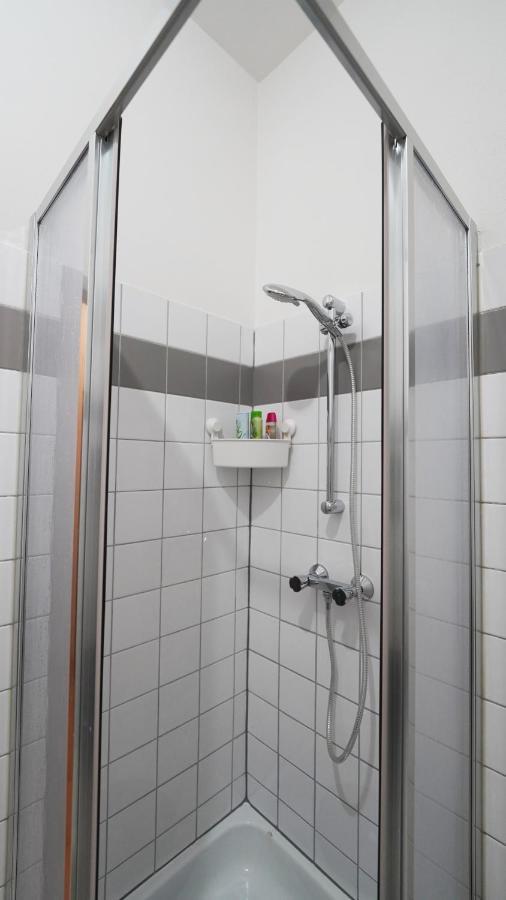 Cozynite Premium Apartment Hernals 1 Viena Exterior foto